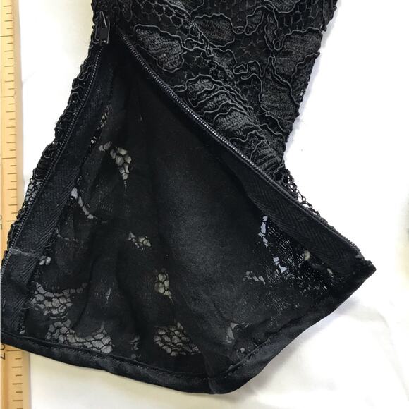 Vintage Ungaro parallele Paris Elegant Black Lace Women 14 Top made in Italy - Picture 5 of 11